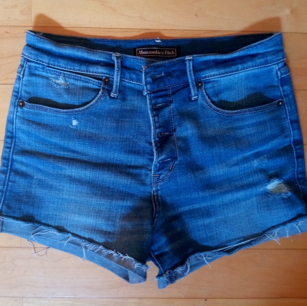 Abercrombie denim cutoffs size 26